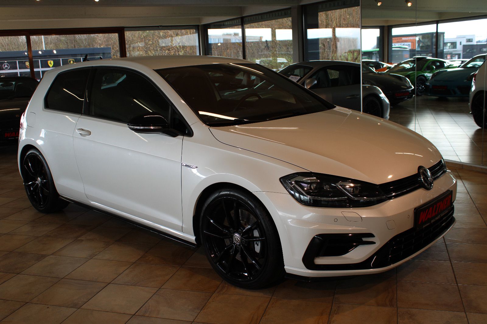 Volkswagen Golf Golf VII Lim. R 4Motion *Sonderlack+Hammeroptik*