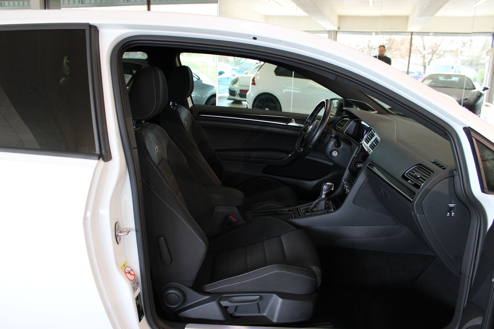 Volkswagen Golf Golf VII Lim. R 4Motion *Sonderlack+Hammeroptik*