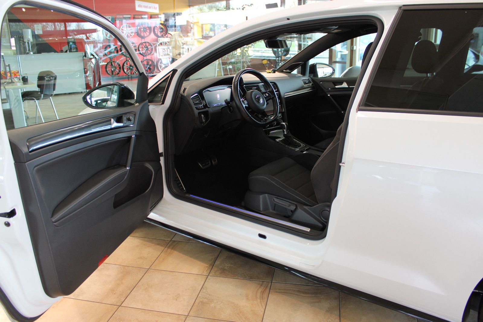 Volkswagen Golf Golf VII Lim. R 4Motion *Sonderlack+Hammeroptik*