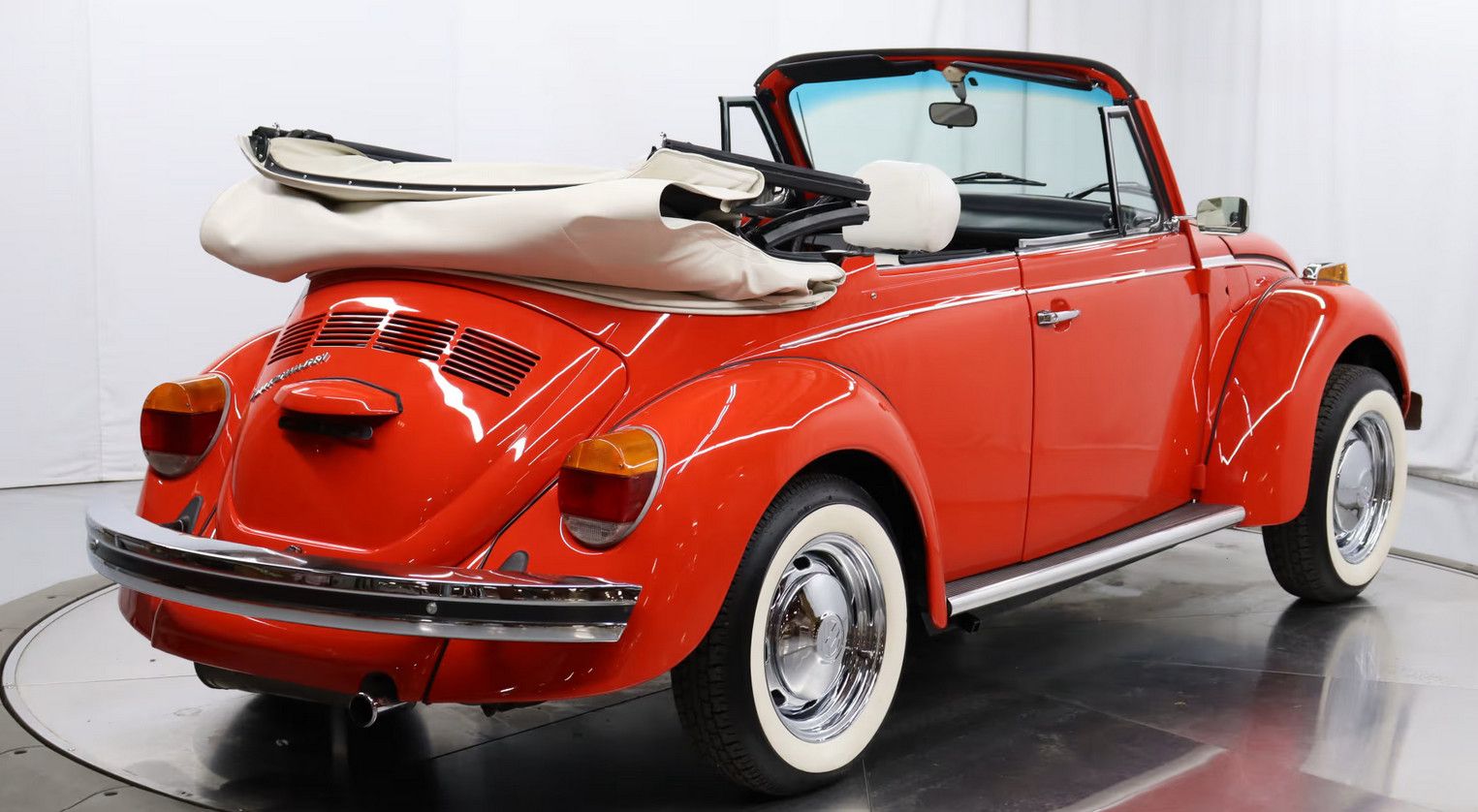 Volkswagen Käfer Super Käfer, 7.850 km, wie neu, 3 Jahre Garantie
