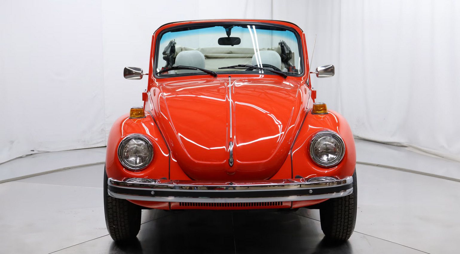Volkswagen Käfer Super Käfer, 7.850 km, wie neu, 3 Jahre Garantie