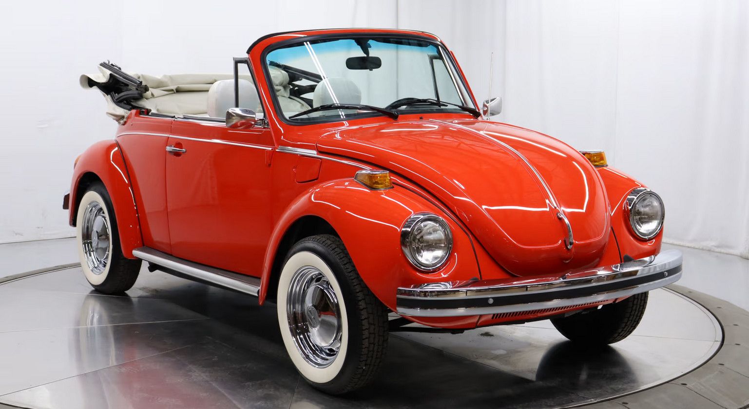 Volkswagen Käfer Super Käfer, 7.850 km, wie neu, 3 Jahre Garantie