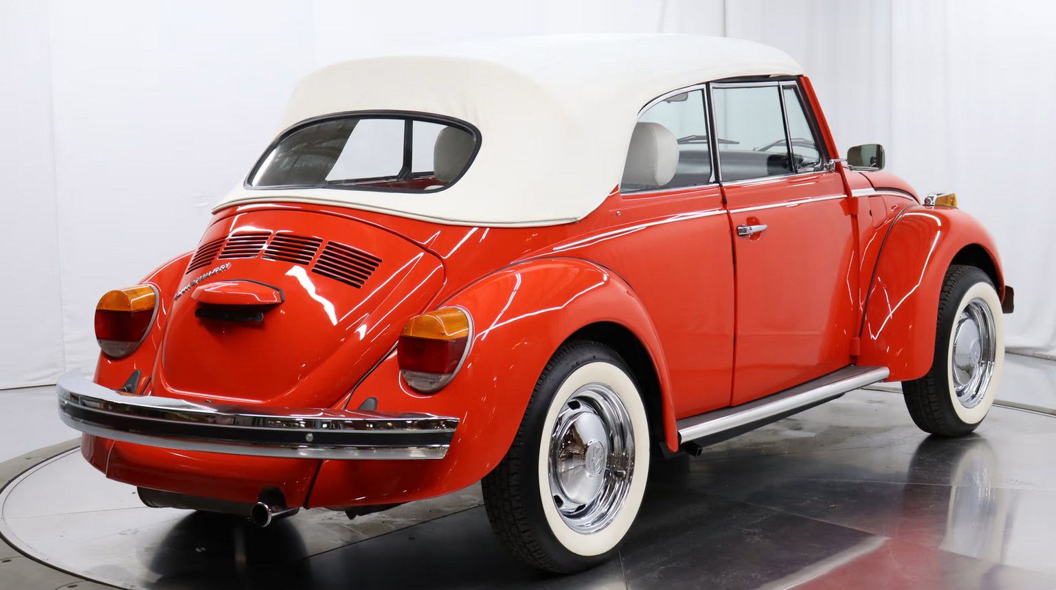 Volkswagen Käfer Super Käfer, 7.850 km, wie neu, 3 Jahre Garantie