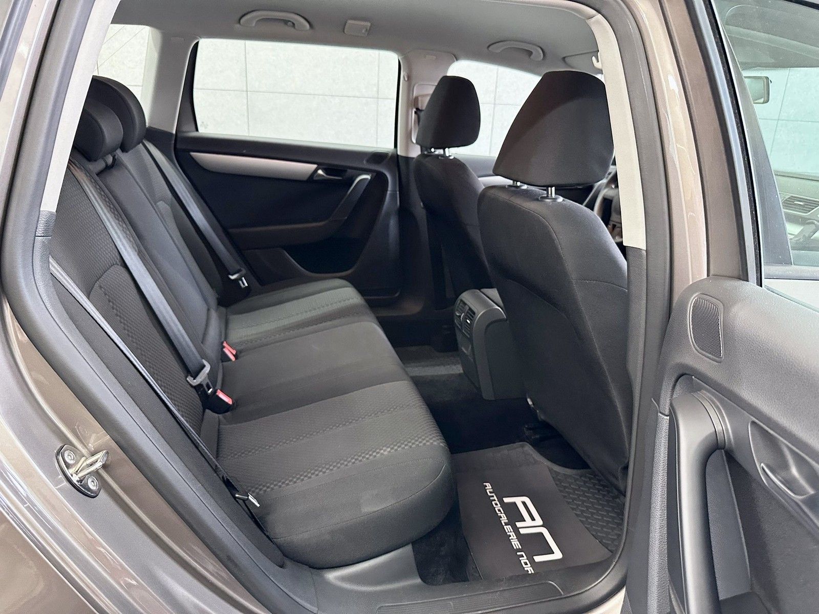 Volkswagen Passat Variant Passat Variant 2.Hand+Navi+Winter-Paket+Tempomat