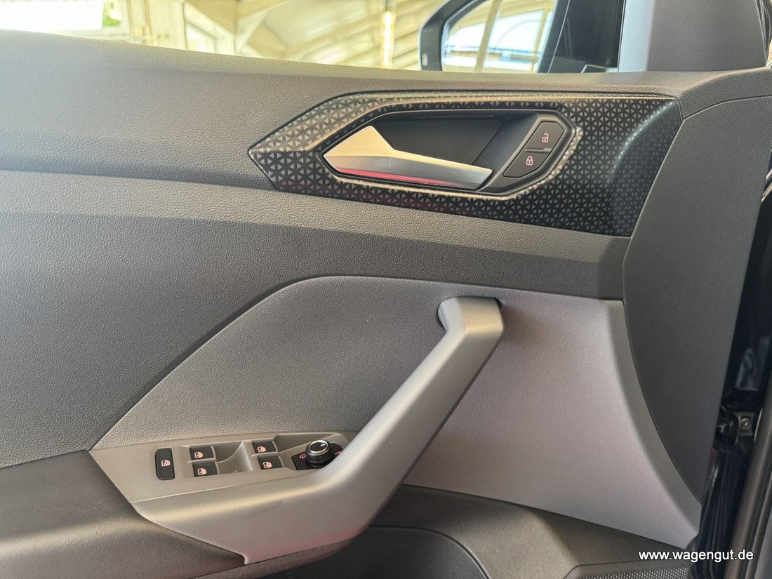 Volkswagen T-Cross T-Cross Style PDC*ACC*AHK*AppleCarPlay*Automatik