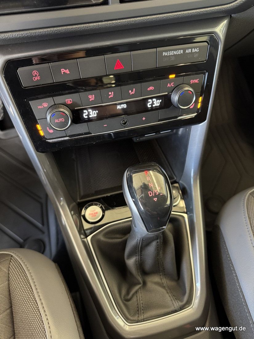 Volkswagen T-Cross T-Cross Style PDC*ACC*AHK*AppleCarPlay*Automatik