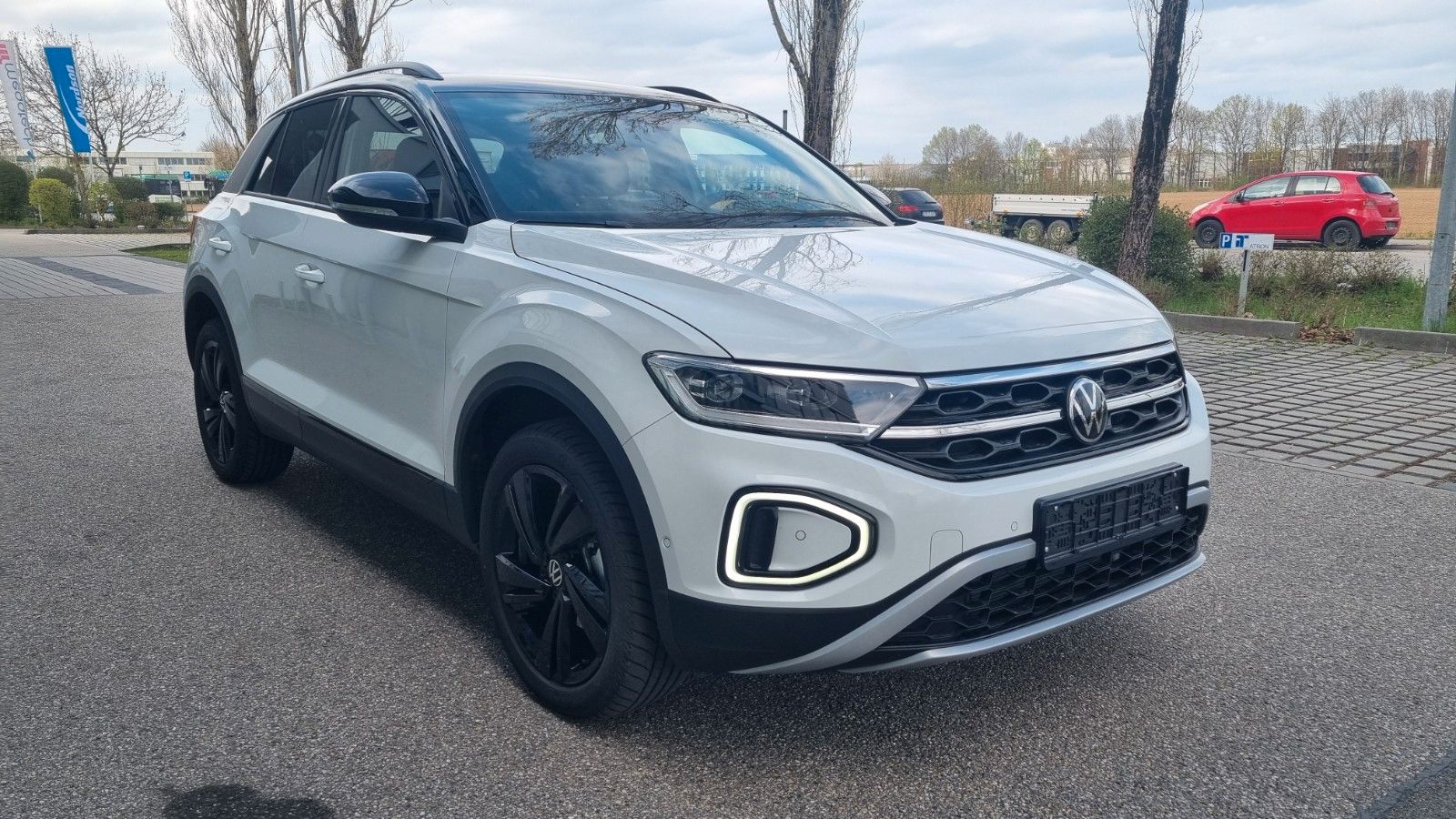 Volkswagen T-Roc T-Roc Style + Black Style Paket 18Z DSG Ergo 25%