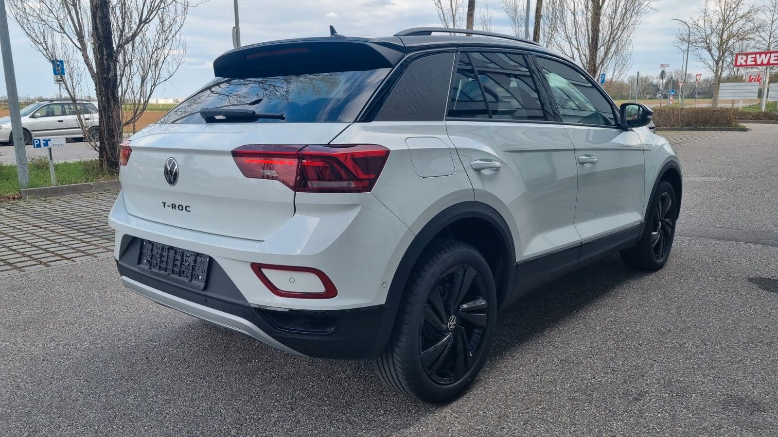 Volkswagen T-Roc T-Roc Style + Black Style Paket 18Z DSG Ergo 25%