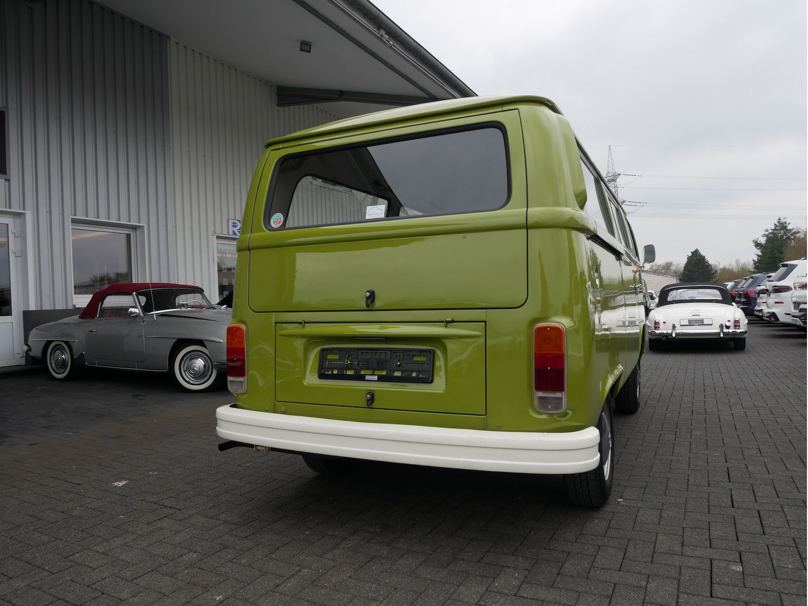 Volkswagen T2 T2 (alle) B Deluxe Fensterbus, VW Zertifikat