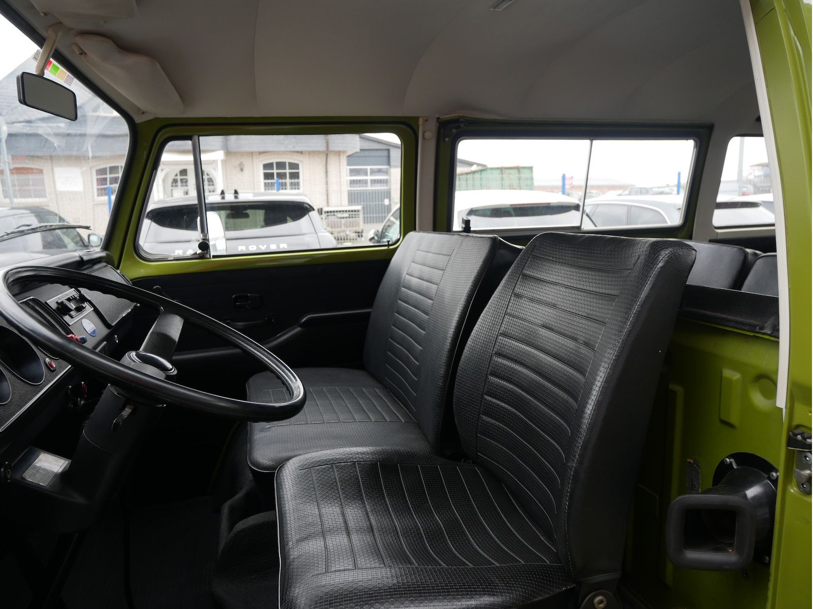 Volkswagen T2 T2 (alle) B Deluxe Fensterbus, VW Zertifikat