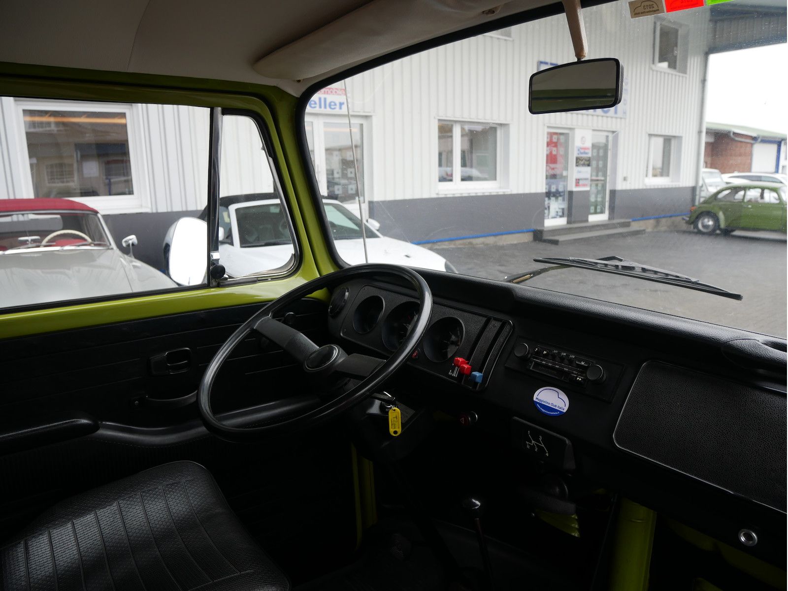 Volkswagen T2 T2 (alle) B Deluxe Fensterbus, VW Zertifikat
