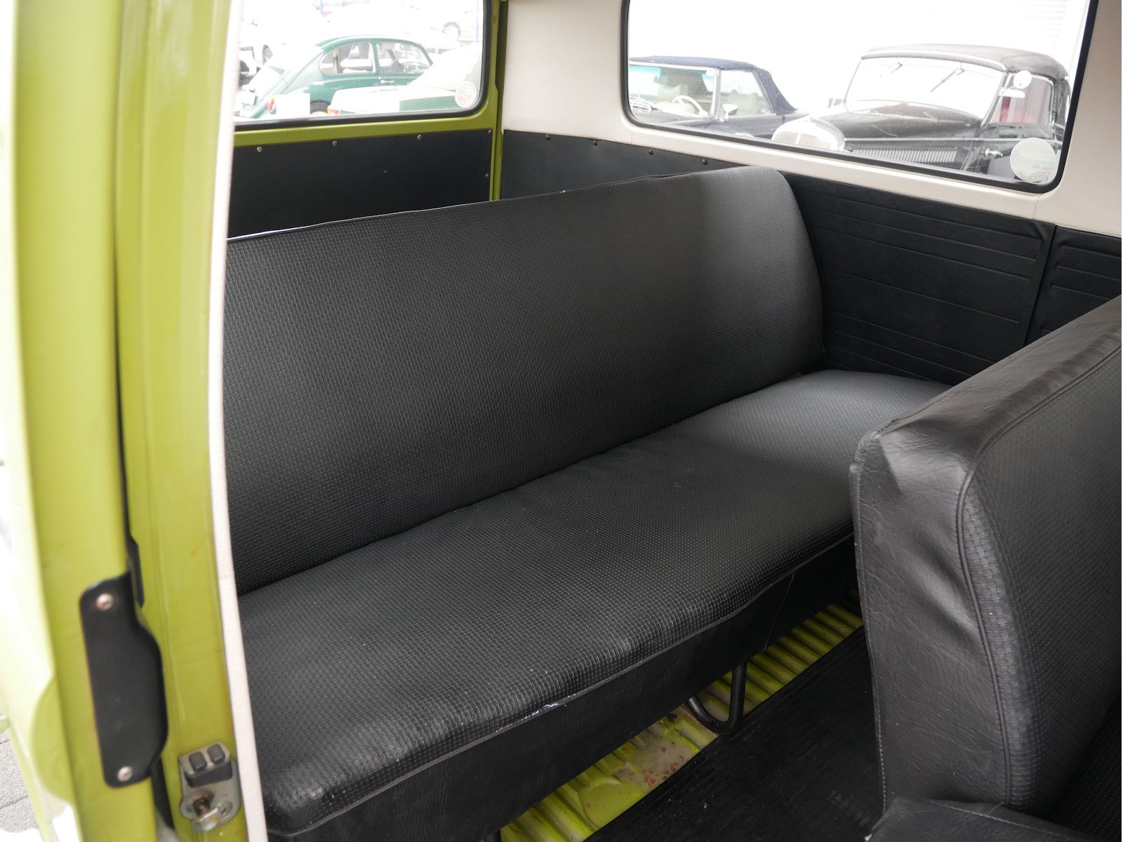 Volkswagen T2 T2 (alle) B Deluxe Fensterbus, VW Zertifikat