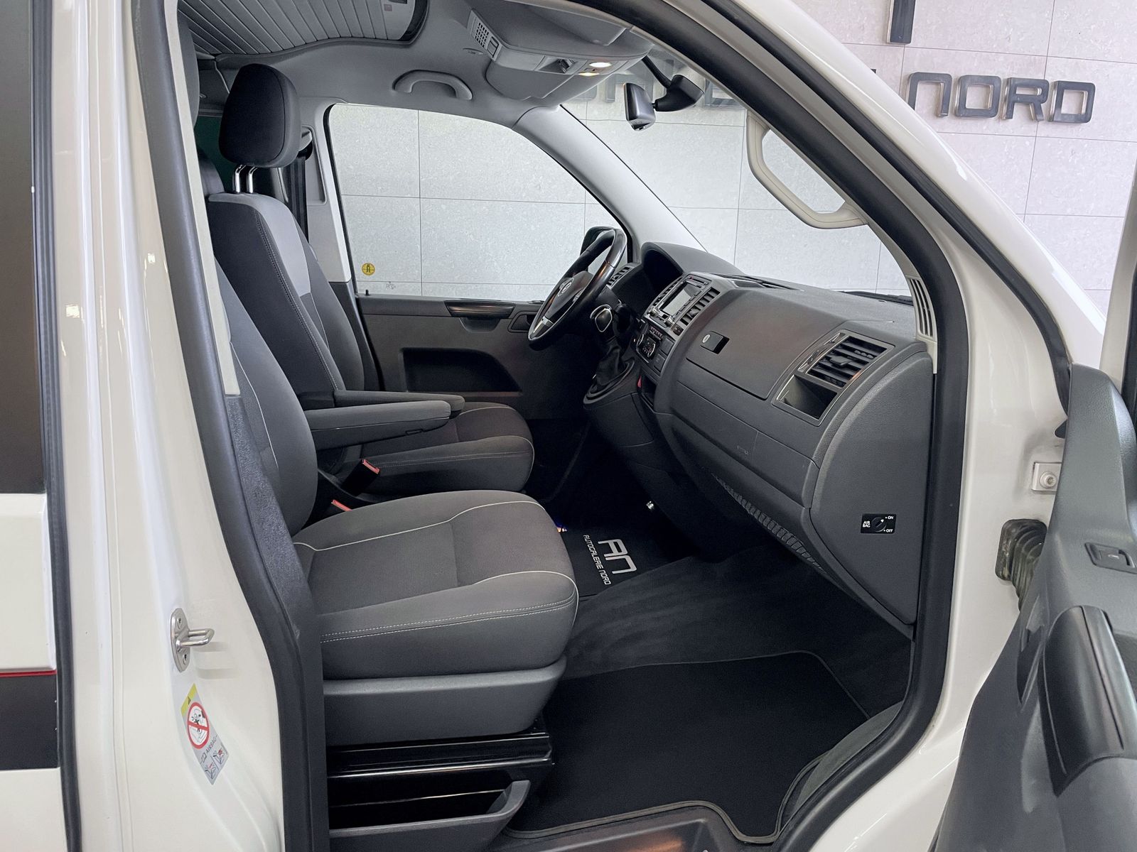 Volkswagen T5 California T5 California Bus California Beach Premium Aufst