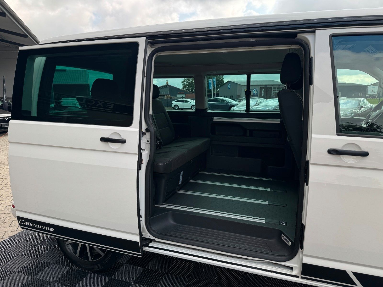 Volkswagen T6 California T6 California Beach 4Motion