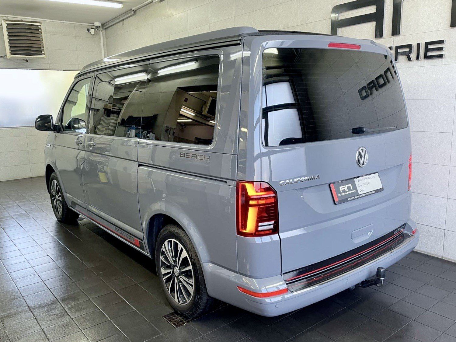 Volkswagen T6 California T6 California T6.1 Beach Tour Edition 1.Hand