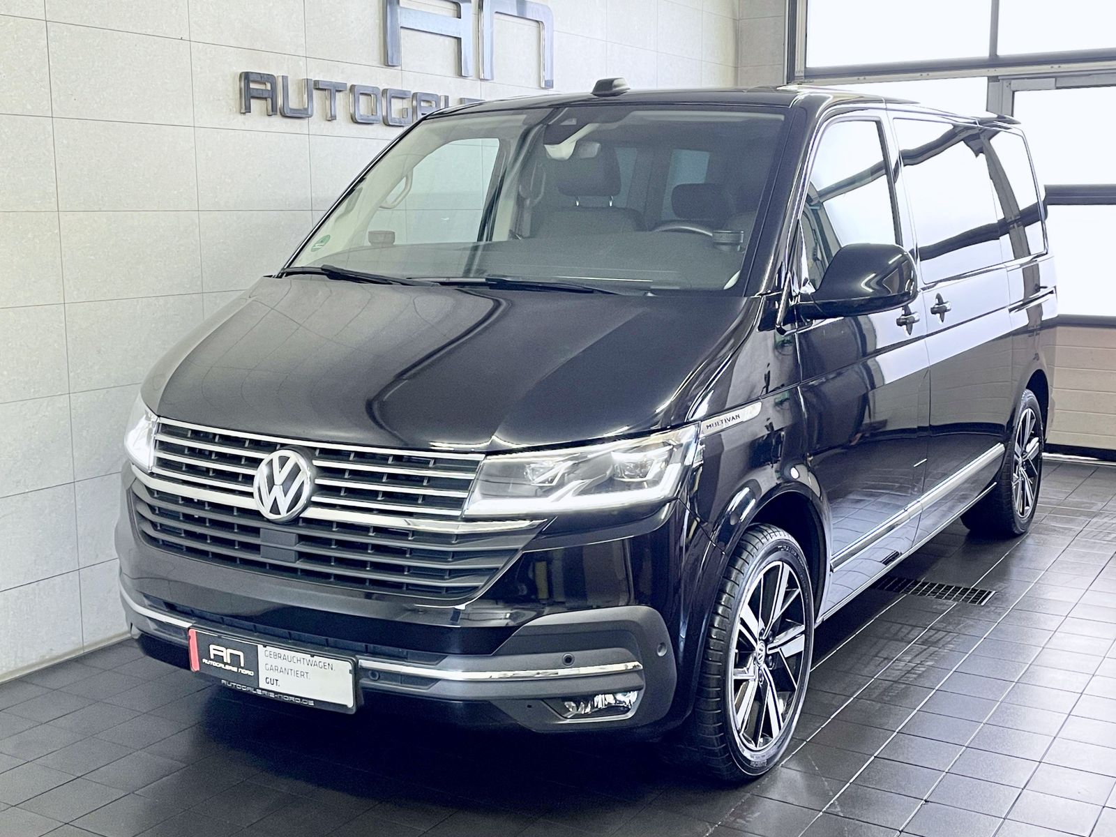 Volkswagen T6 Multivan T6 Multivan T6.1 Highline Navi+ACC+Assistenz-Plu