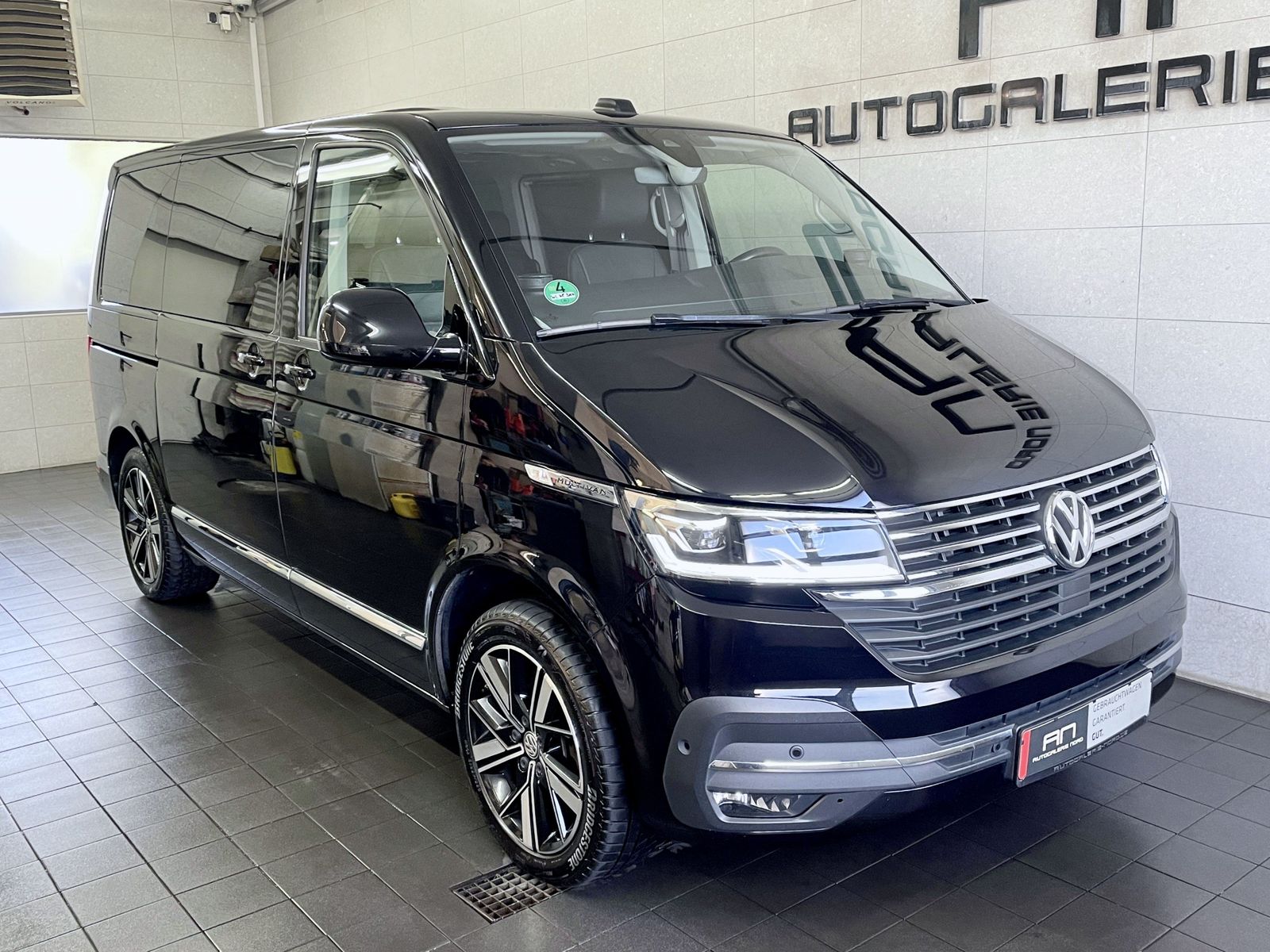 Volkswagen T6 Multivan T6 Multivan T6.1 Highline Navi+ACC+Assistenz-Plu