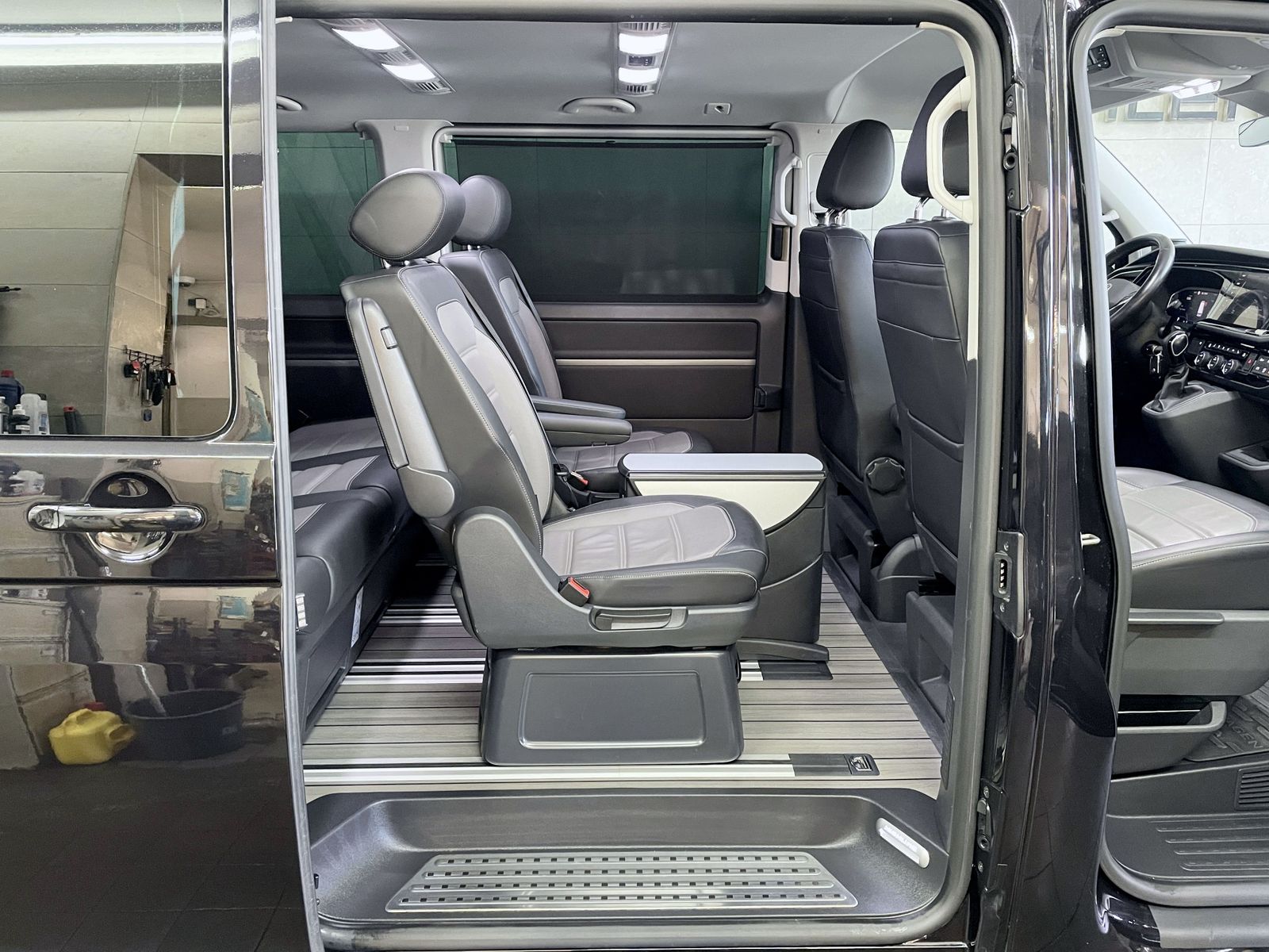 Volkswagen T6 Multivan T6 Multivan T6.1 Highline Navi+ACC+Assistenz-Plu