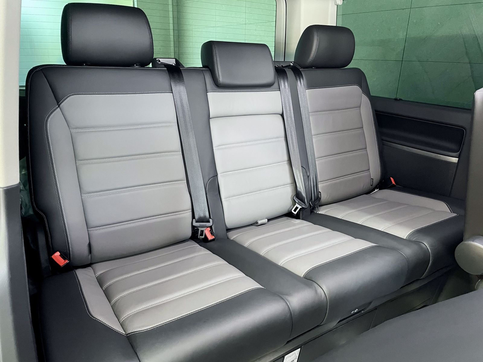 Volkswagen T6 Multivan T6 Multivan T6.1 Highline Navi+ACC+Assistenz-Plu