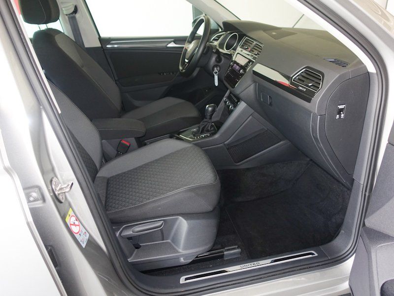 Volkswagen Tiguan Tiguan 1.5 TSI Comfortline DSG AHK el.Heckl. N