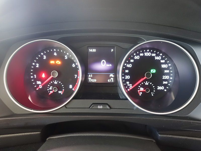 Volkswagen Tiguan Tiguan 1.5 TSI Comfortline DSG AHK el.Heckl. N