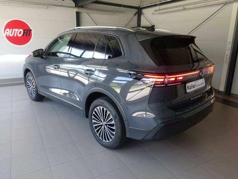 Volkswagen Tiguan Tiguan 2.0 TDI DSG 4Motion AHK Navi el.Heckkl.