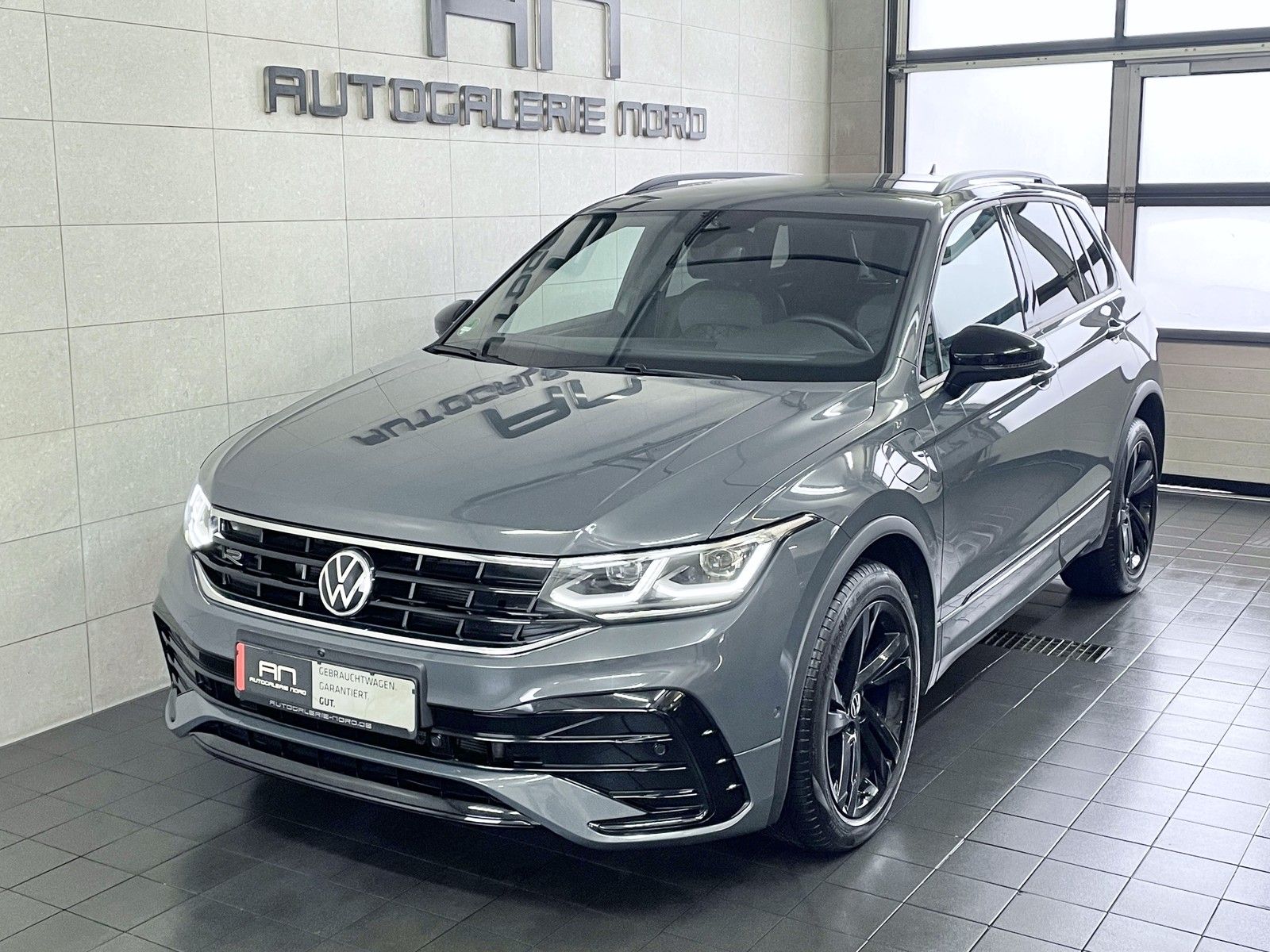 Volkswagen Tiguan Tiguan R-Line eHybrid Black Style+Business Premi