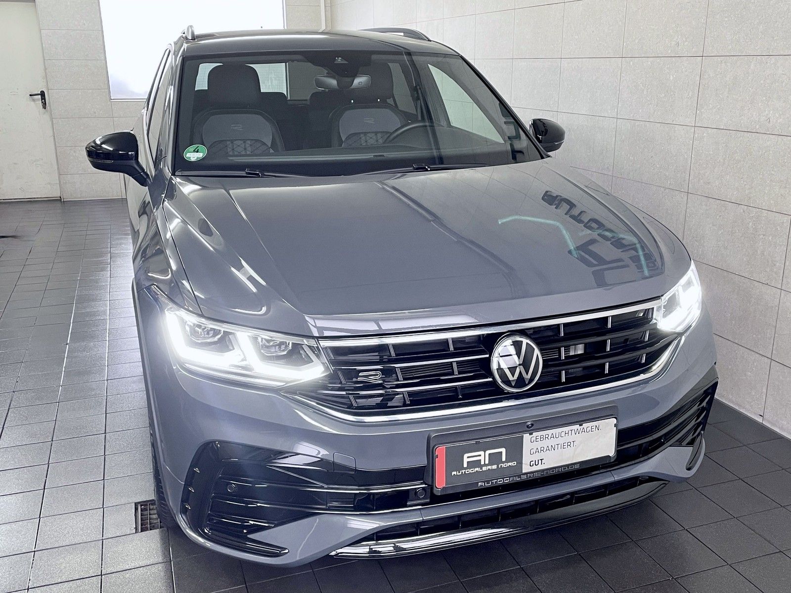 Volkswagen Tiguan Tiguan R-Line eHybrid Black Style+Business Premi