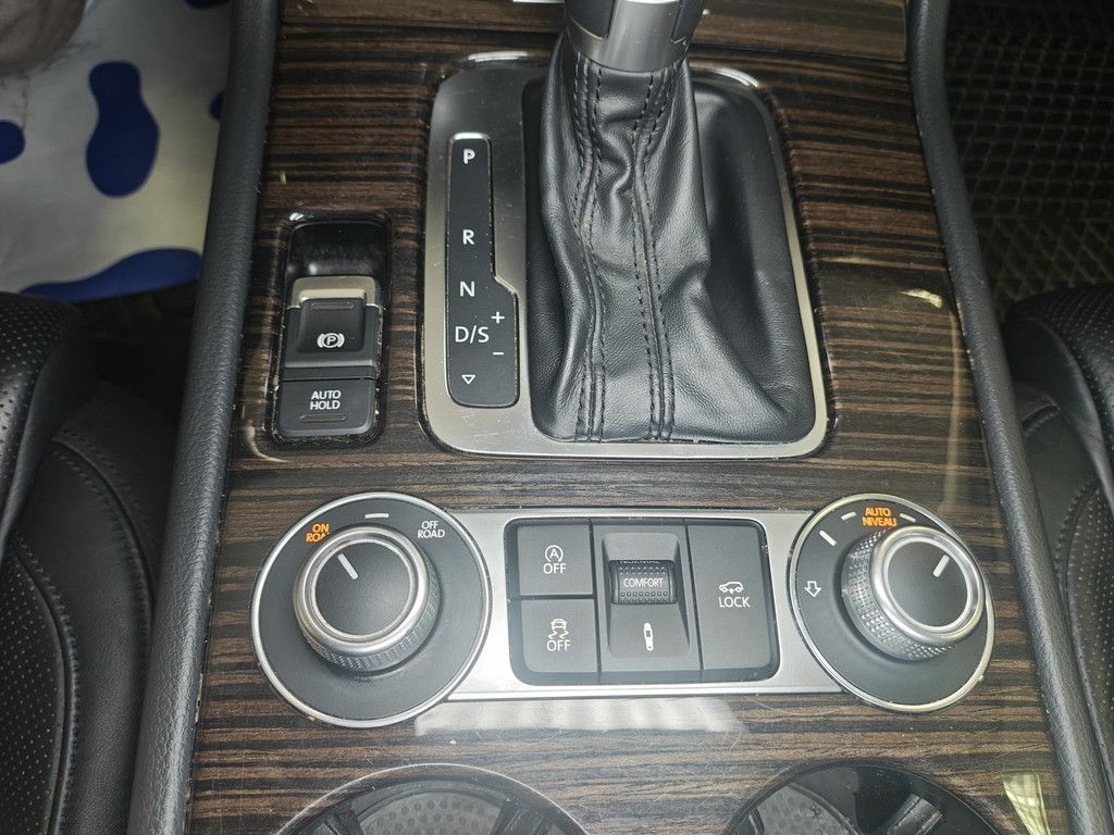 Volkswagen Touareg Touareg 3.0 V6 TDI Luft 360° AHK Nappa 20&quot;