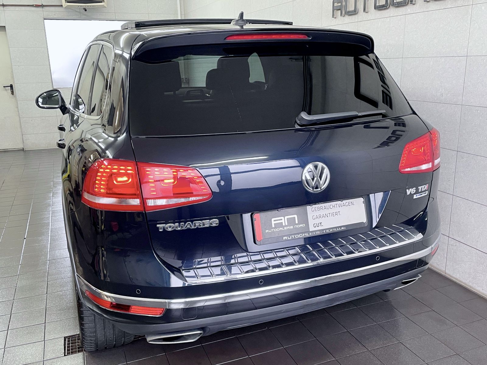 Volkswagen Touareg Touareg V6 TDI Terrain Tech 4Motion R Line