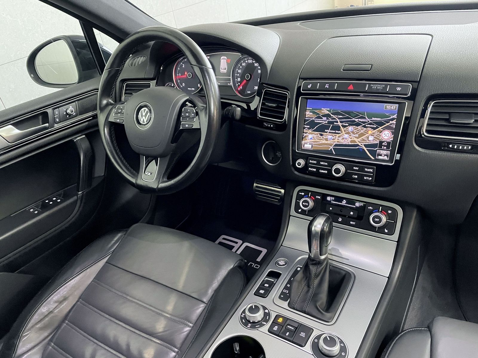 Volkswagen Touareg Touareg V6 TDI Terrain Tech 4Motion R Line