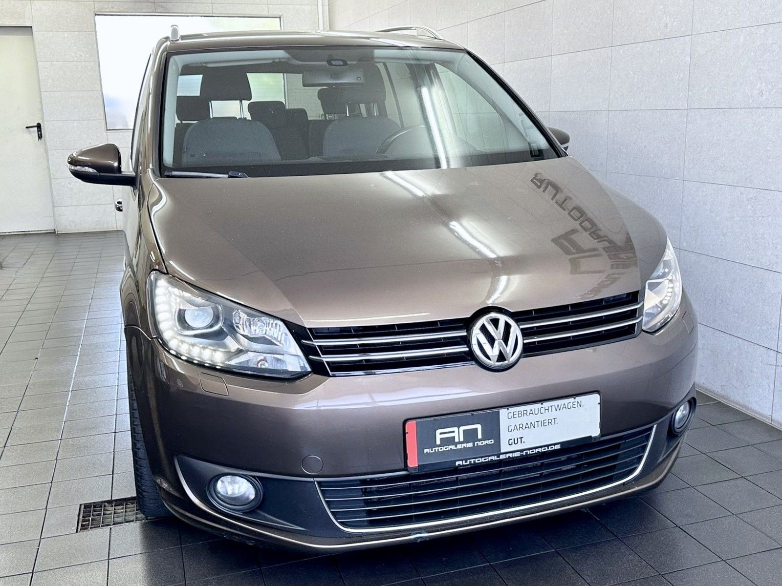 Volkswagen Touran Touran Highline Alcantara+Navi+Xenon+7 Sitze