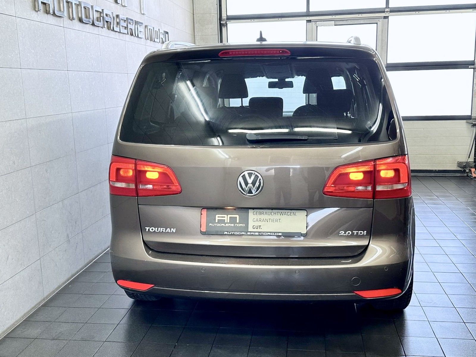 Volkswagen Touran Touran Highline Alcantara+Navi+Xenon+7 Sitze