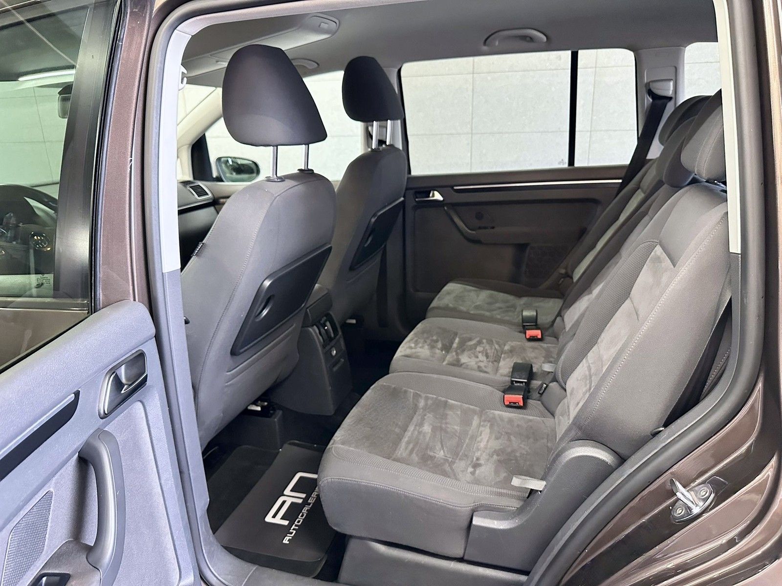 Volkswagen Touran Touran Highline Alcantara+Navi+Xenon+7 Sitze