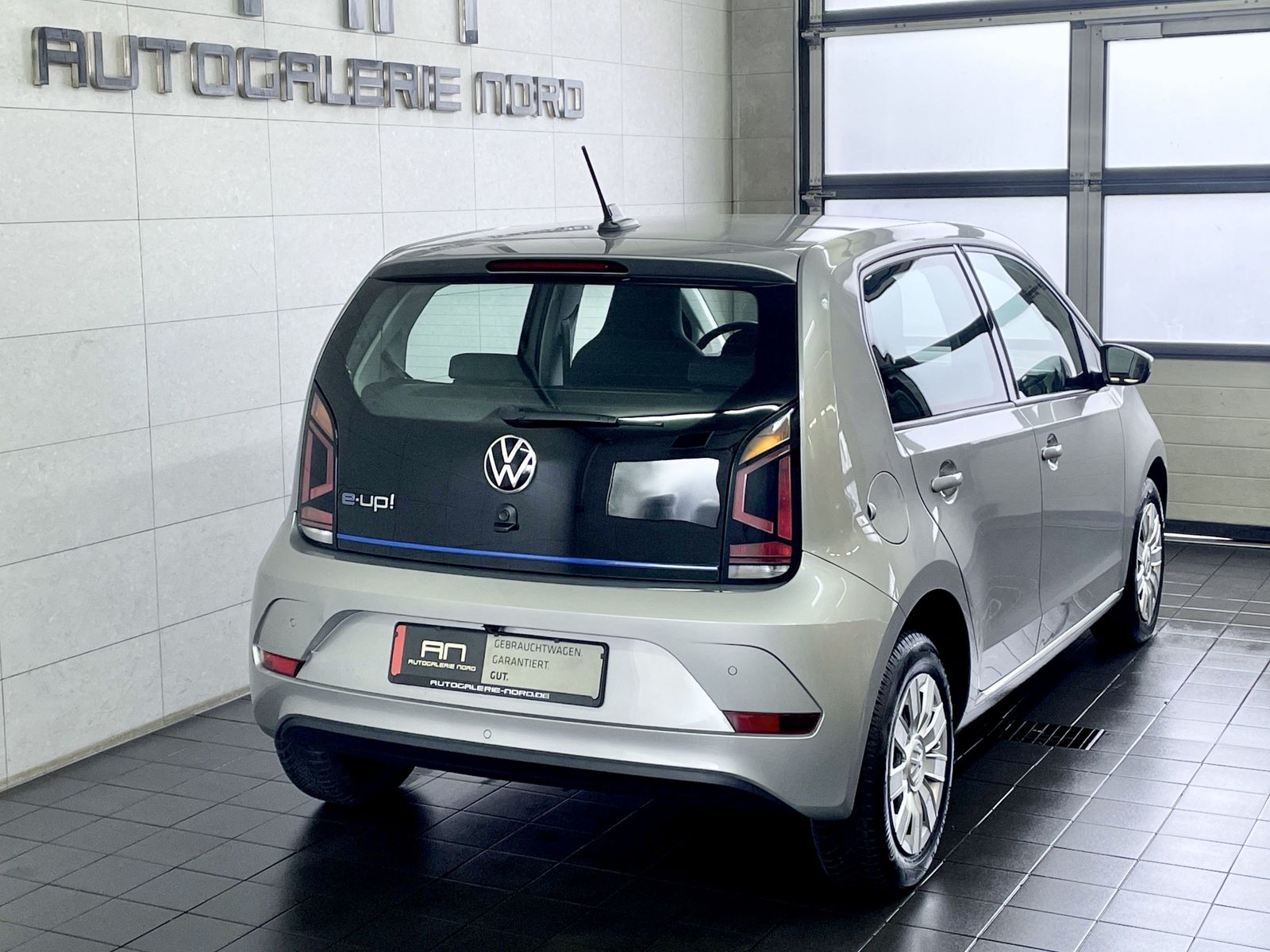 Volkswagen up! up! up! e-up! 1.Hand+Navi+Winterpaket