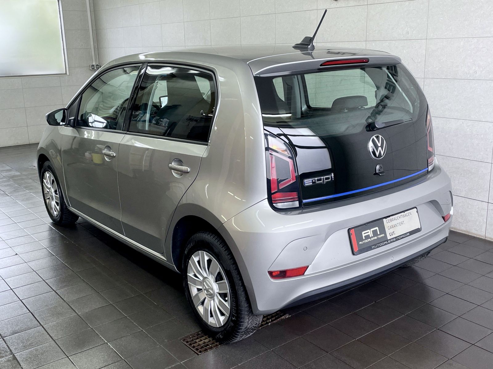 Volkswagen up! up! up! e-up! 1.Hand+Navi+Winterpaket