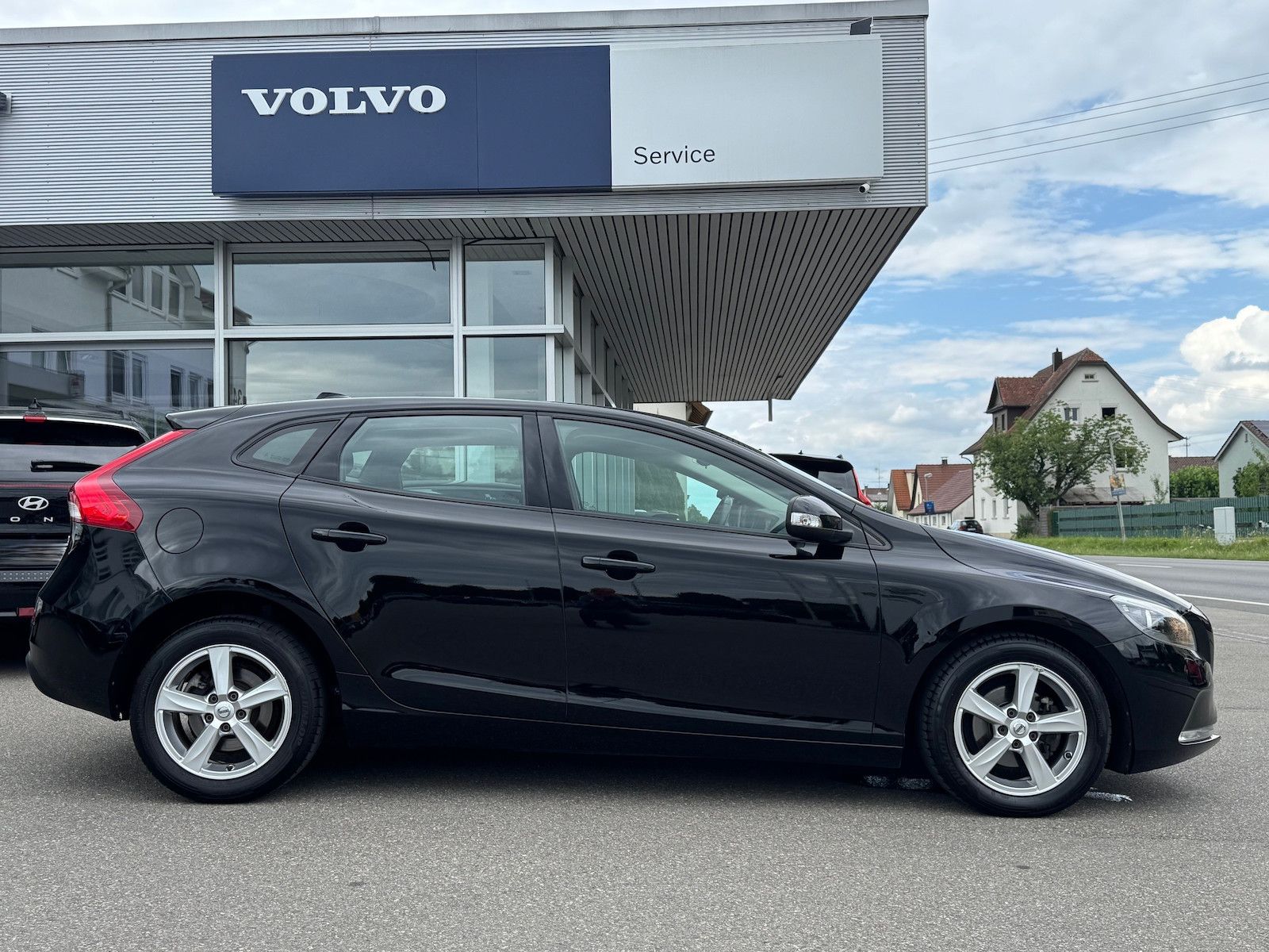 Volvo V40 V40 D2*ECO Kinetic*Euro6*85 Co²*Klima*Sitzheizg