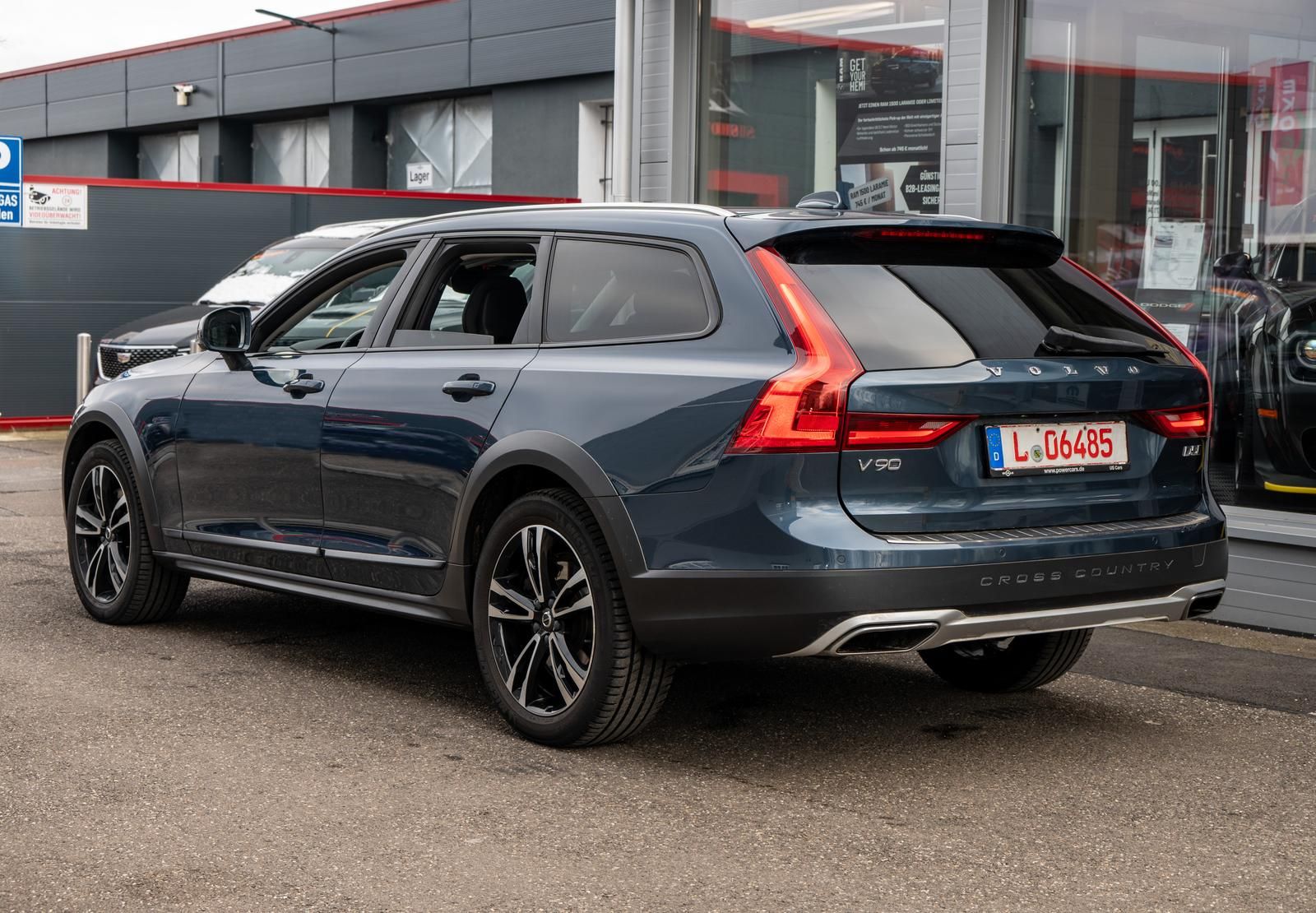 Volvo V90 Cross Country V90 2,0l D5 Cross Country Navi,ACC 2 Jah. Garant