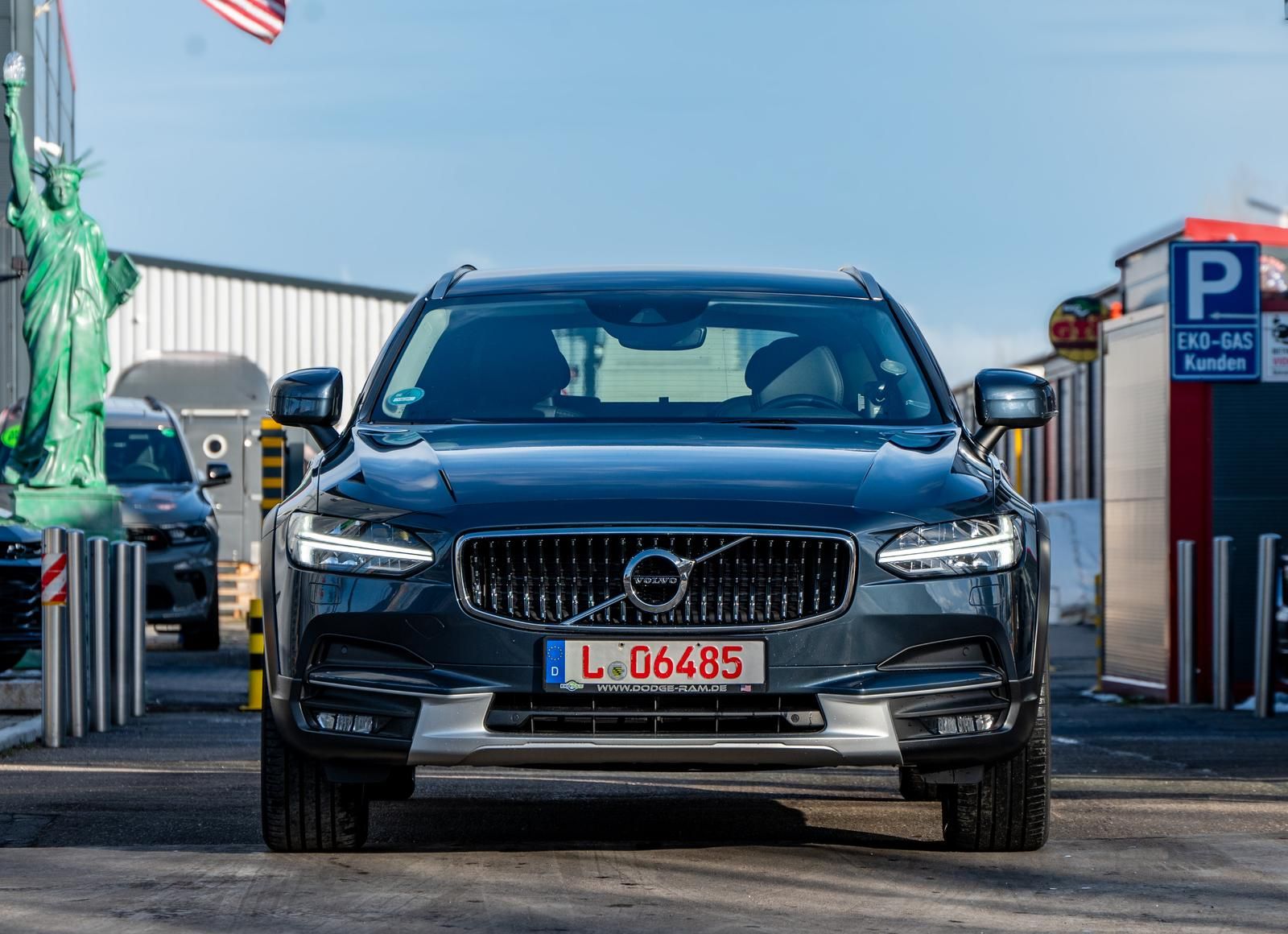 Volvo V90 Cross Country V90 2,0l D5 Cross Country Navi,ACC 2 Jah. Garant