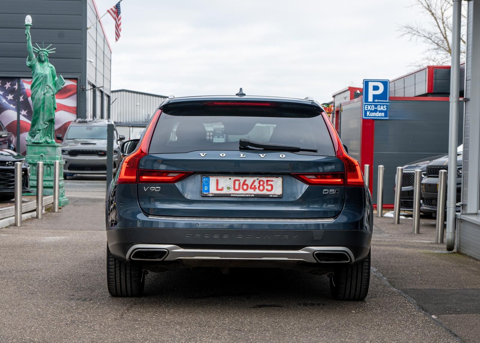 Volvo V90 Cross Country V90 2,0l D5 Cross Country Navi,ACC 2 Jah. Garant