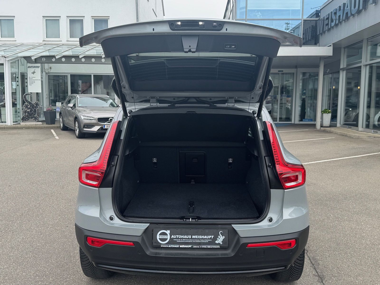 Volvo XC40 XC40 B4*Plus Dark*NP54850*ACC*AHK*BLIS*Keyless*