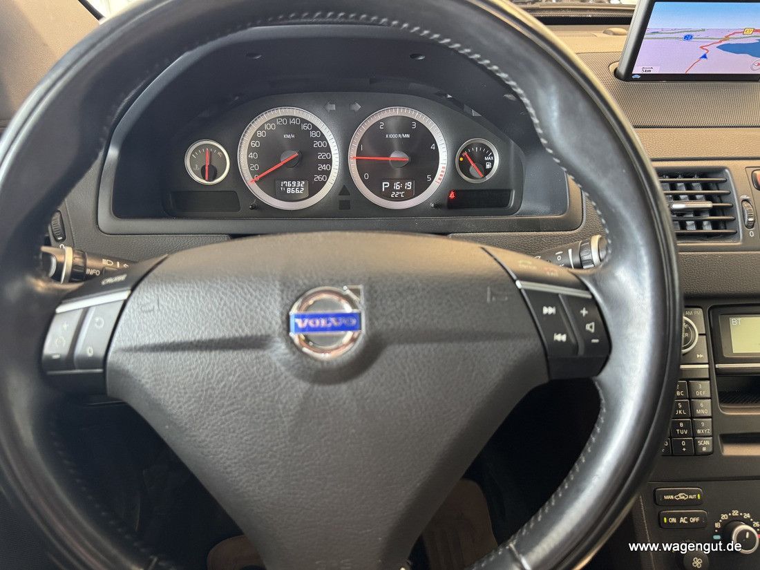 Volvo XC90 XC 90 XC90 D4 Momentum Geartronic*7. Sitzer*