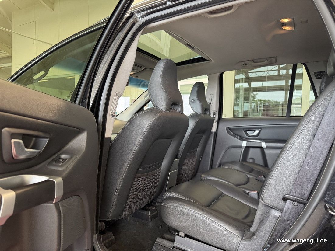 Volvo XC90 XC 90 XC90 D4 Momentum Geartronic*7. Sitzer*