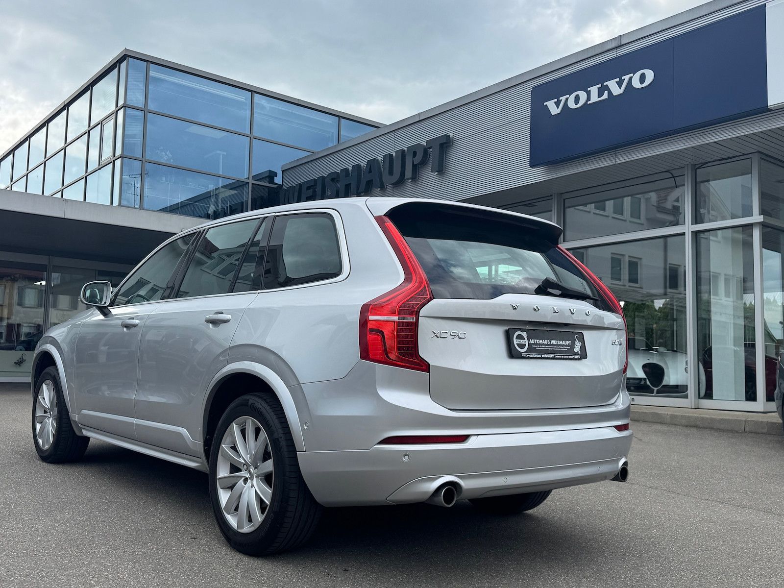 Volvo XC90 XC90 D5*AWD*Momentum*Elektr. Fahrersitz*360°*AHK