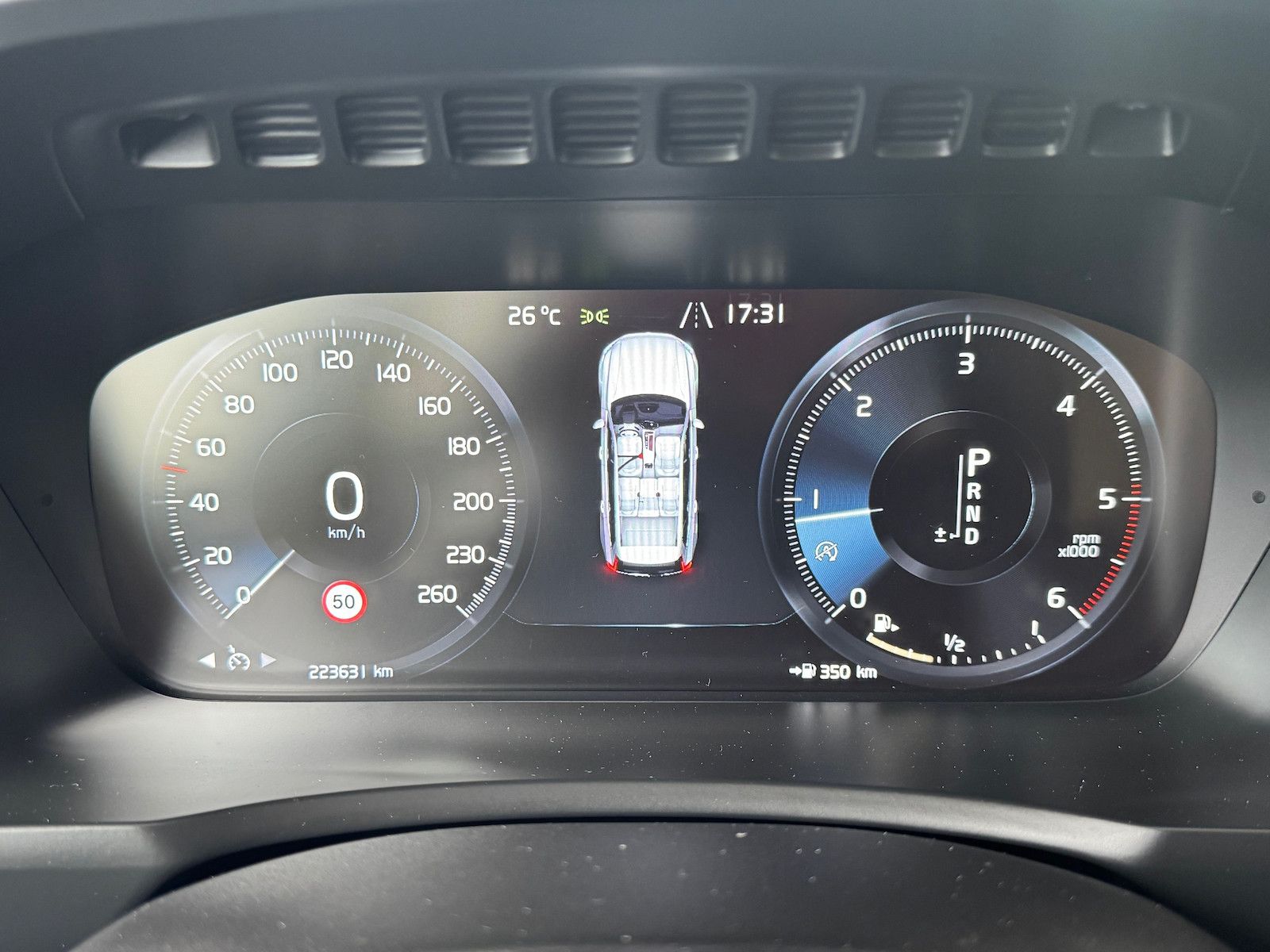 Volvo XC90 XC90 D5*AWD*Momentum*Elektr. Fahrersitz*360°*AHK