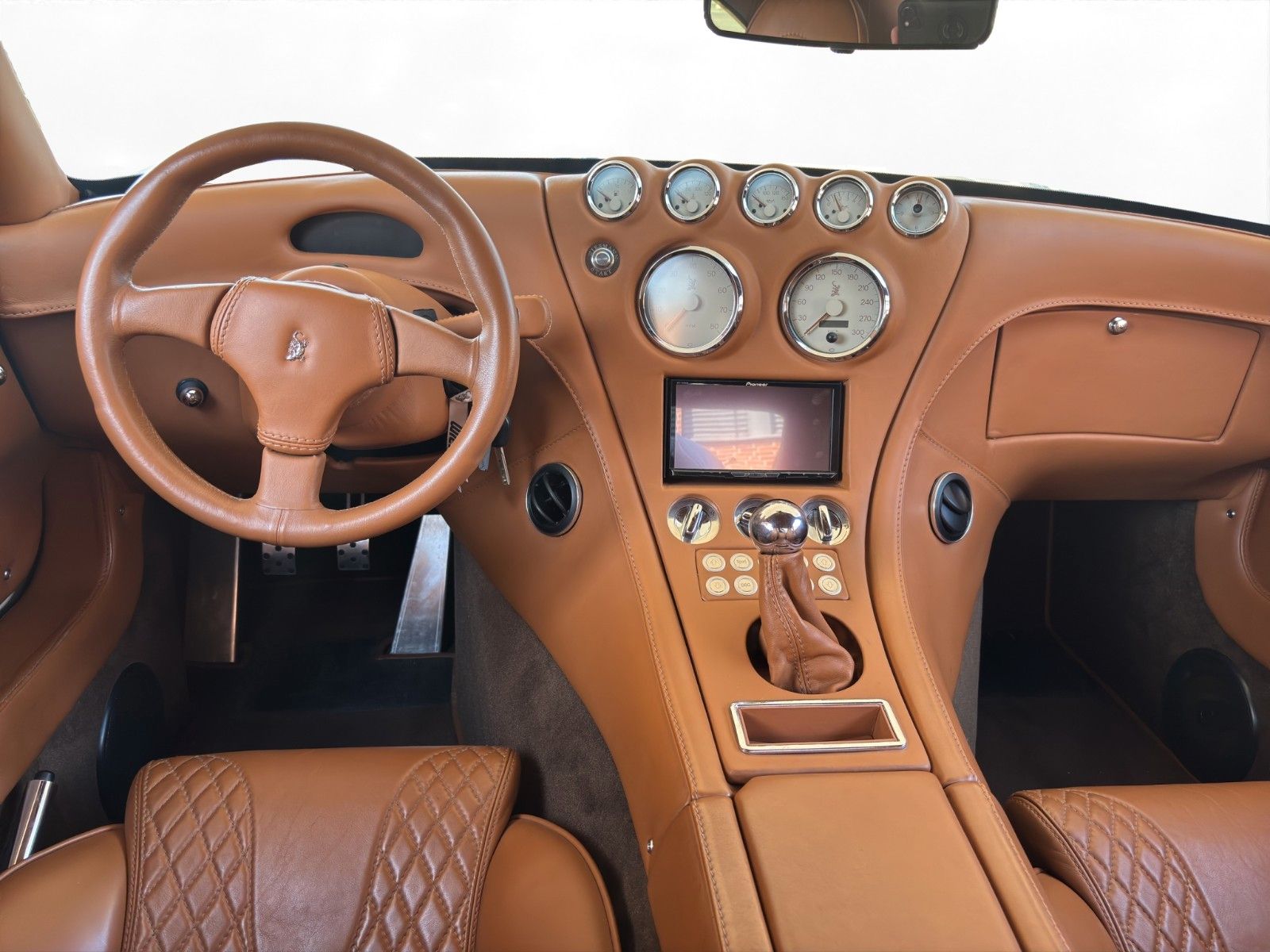 Wiesmann MF 4 MF 4 Coupe Balloon-weiß/Leder braun Kälteanlage